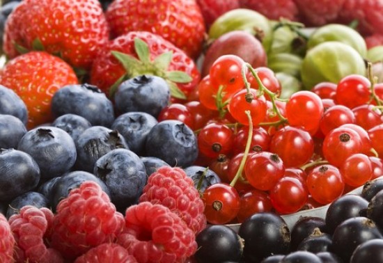 A bogyós gyümölcsök segíthetnek megőrizni az agyi funkciókat