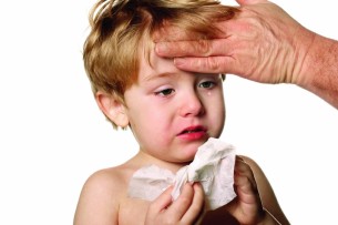 Hónapok óta folyik a gyerek orra: Vajon ez komoly bajt jelez?