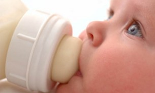 Így etesd a kisbabát, hogy egészségesen fejlődjön